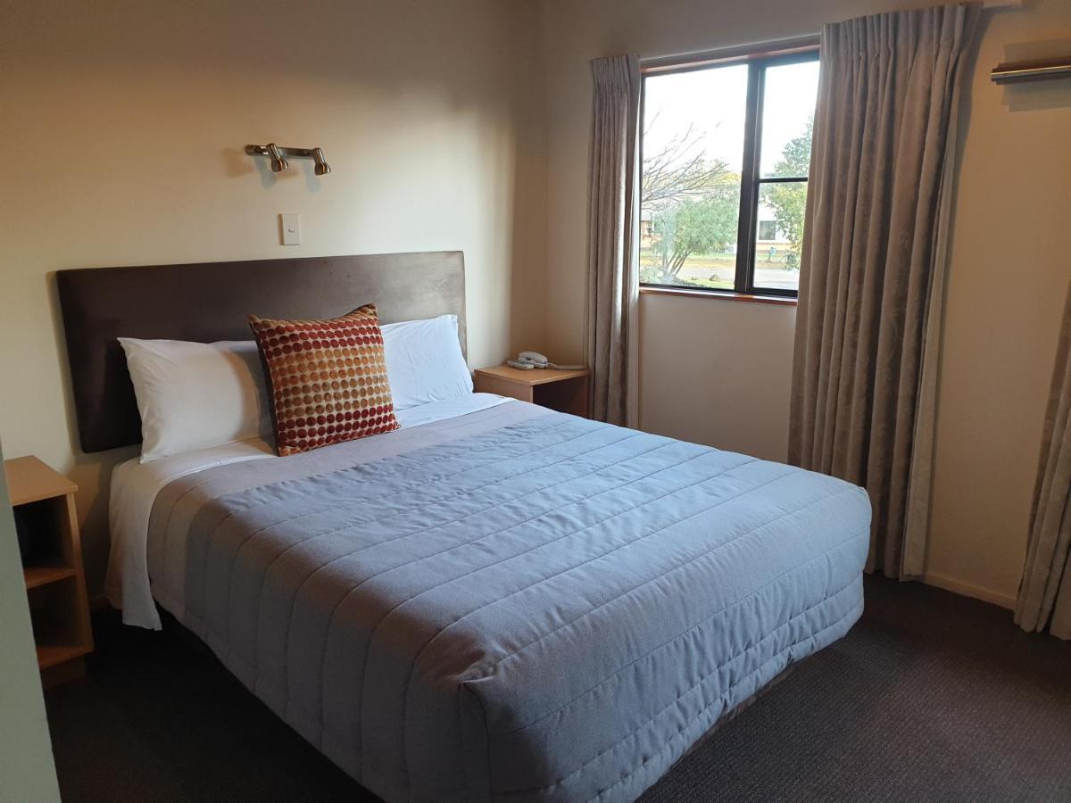 The Hobbit Motorlodge Ohakune Exterior foto